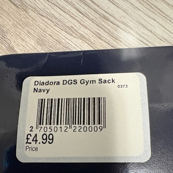 Diadora Blue and Red Athletic Towel - Picture 5 of 5